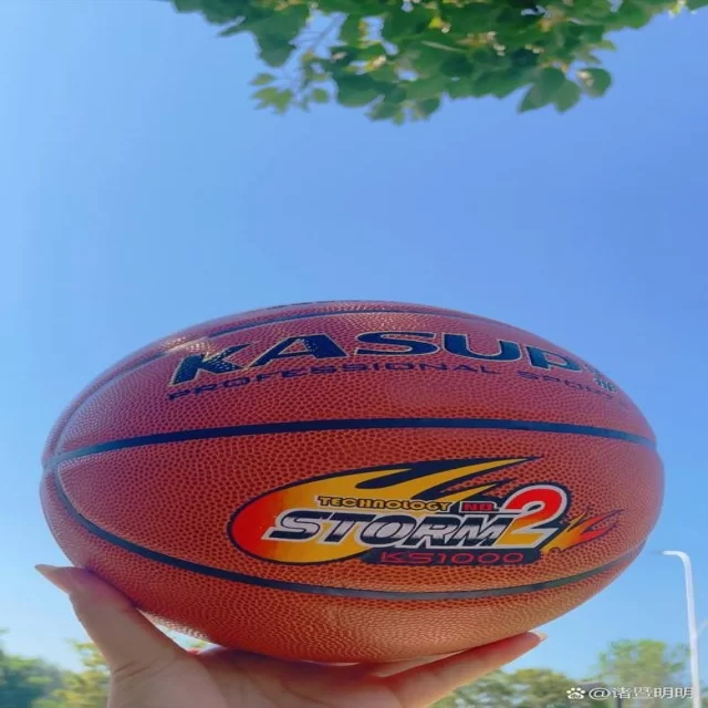 第14组足球杯赛焦点对决阵容解析与亮点分析